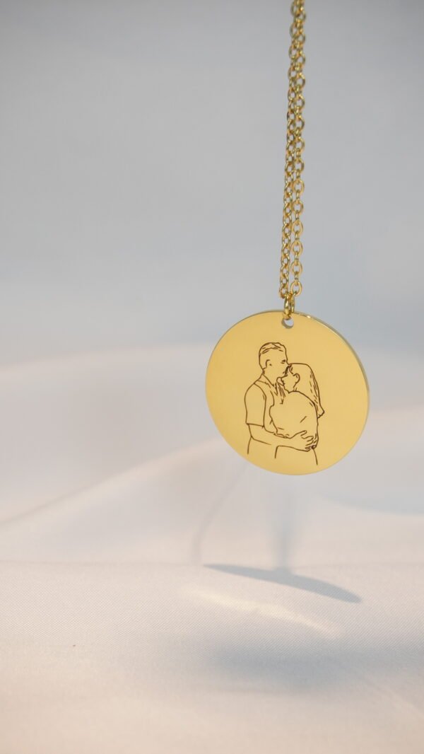 Customize photos for outline Round Necklace - Image 2